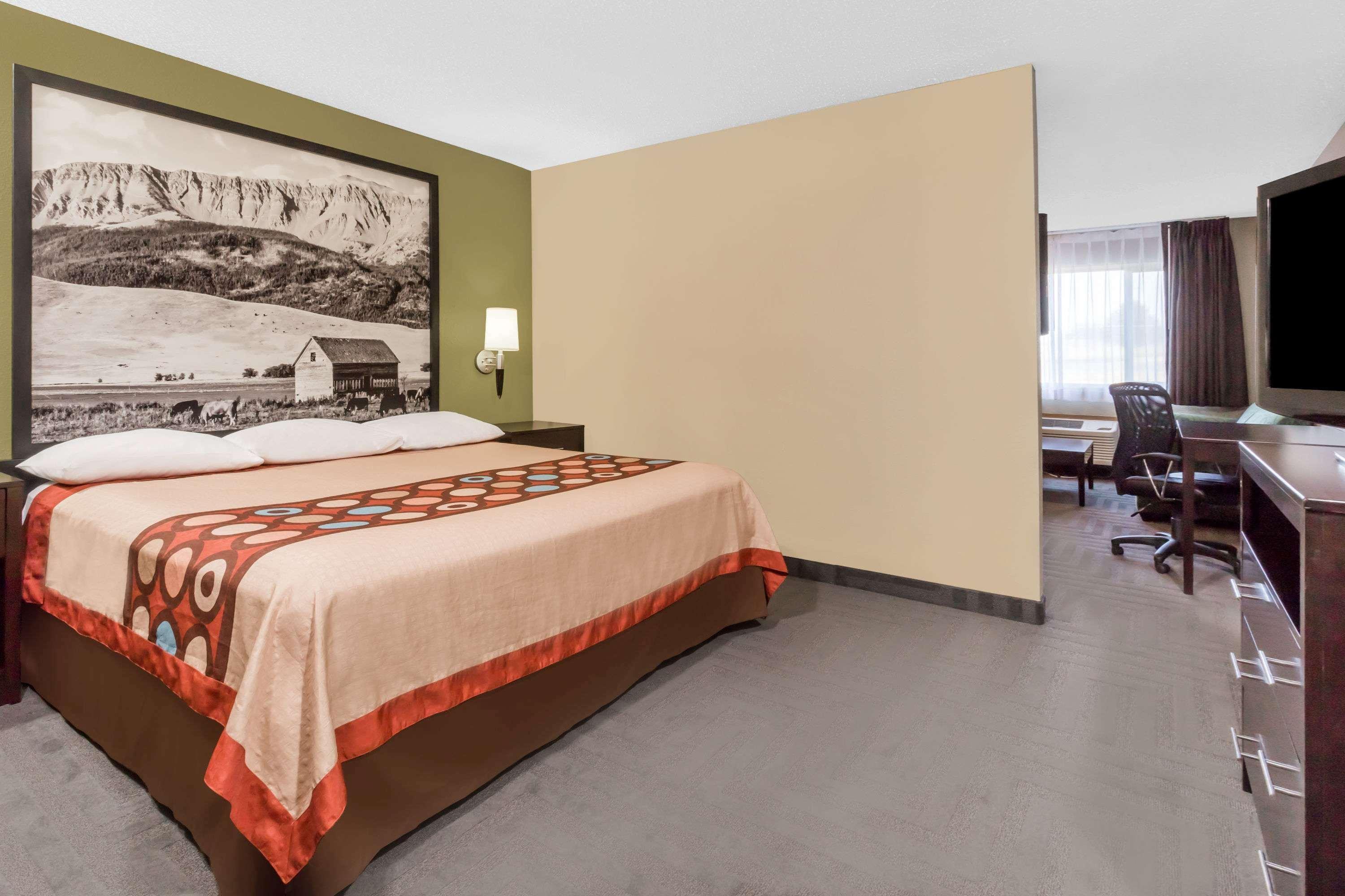Super 8 By Wyndham Lagrande Otel La Grande Dış mekan fotoğraf